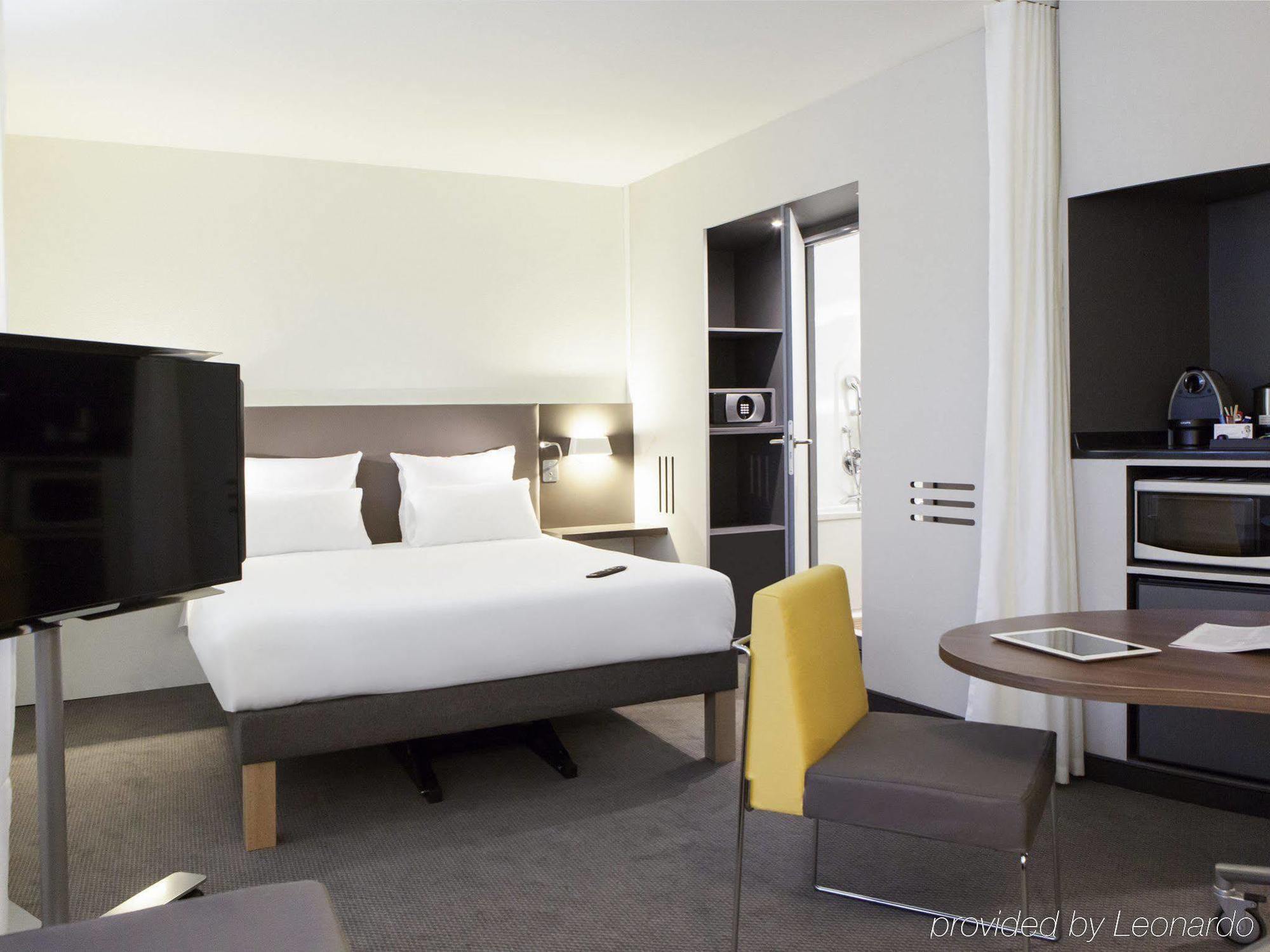 Novotel Suites Paris Stade De France Saint-Denis  Bilik gambar